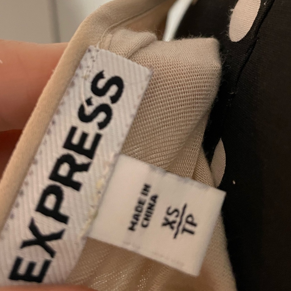 Express Tan Tank - Picture 4 of 4